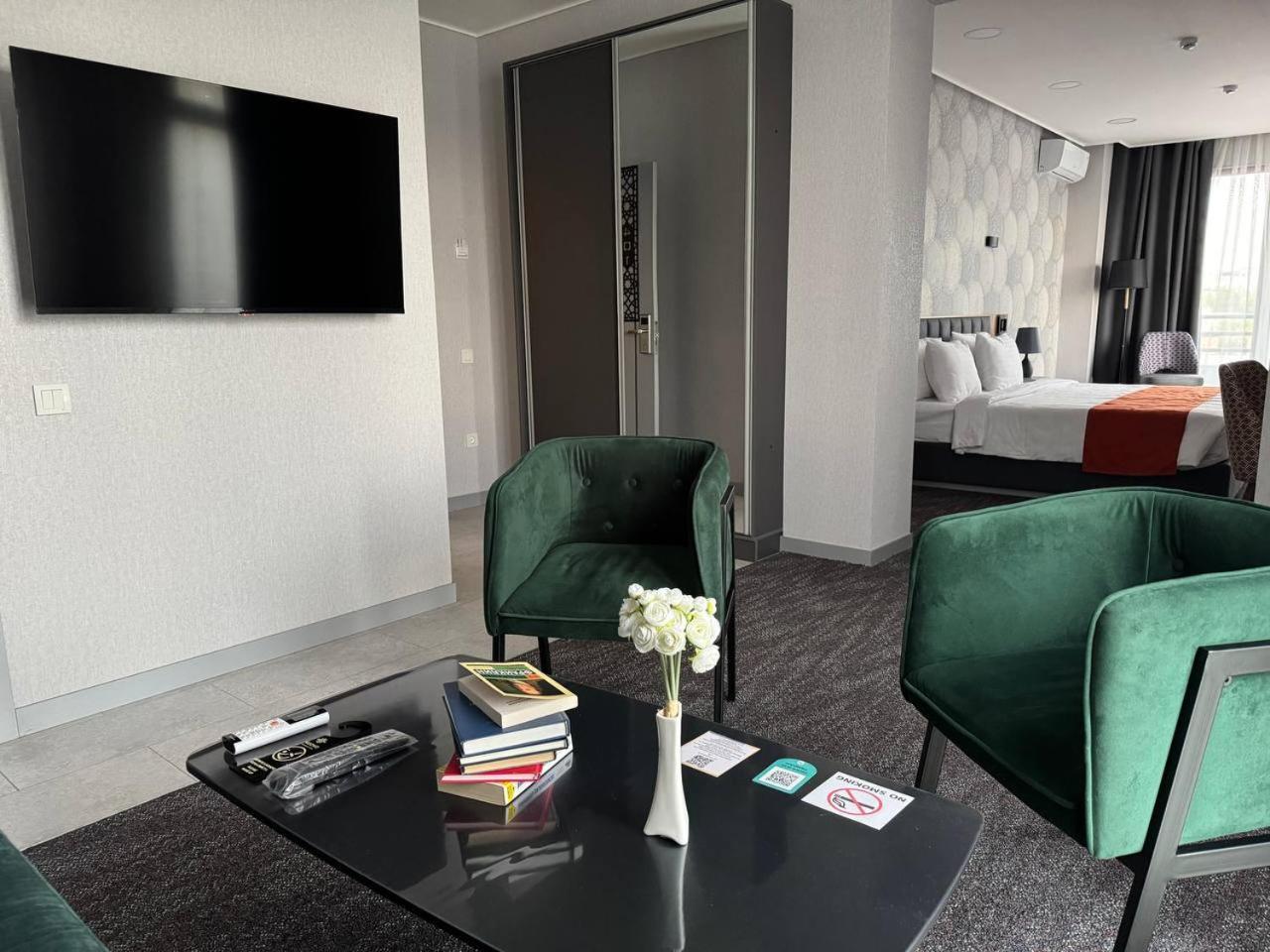 Nuovo Boutique Hotel Ташкент Екстер'єр фото